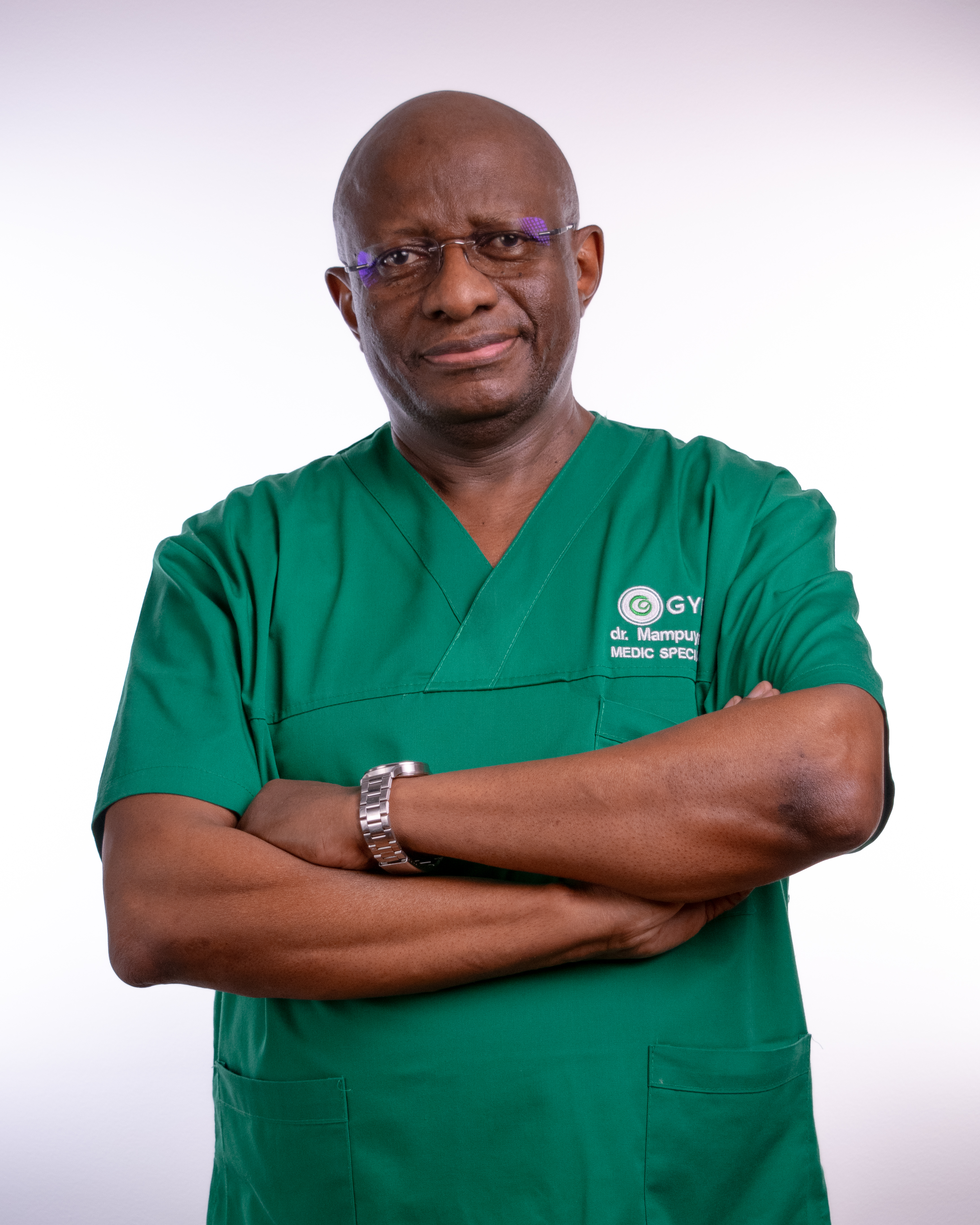 dr Mampuya Aime
